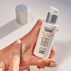 Foto Ultra ISDIN Age Repair Fusion Water SPF 50